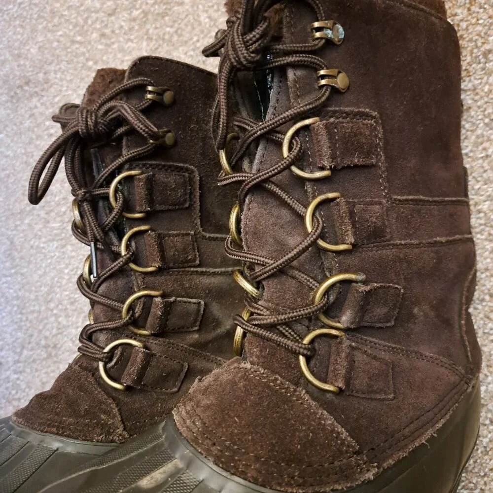 Lands' End Men's brown tall winter duck boots US 8